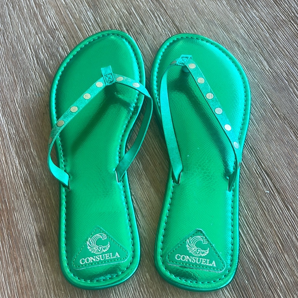 CONSUELA BRAND SHIMMER METALLIC GREEN FLIP FLOP THONG SANDALS, size LARGE(8-9)